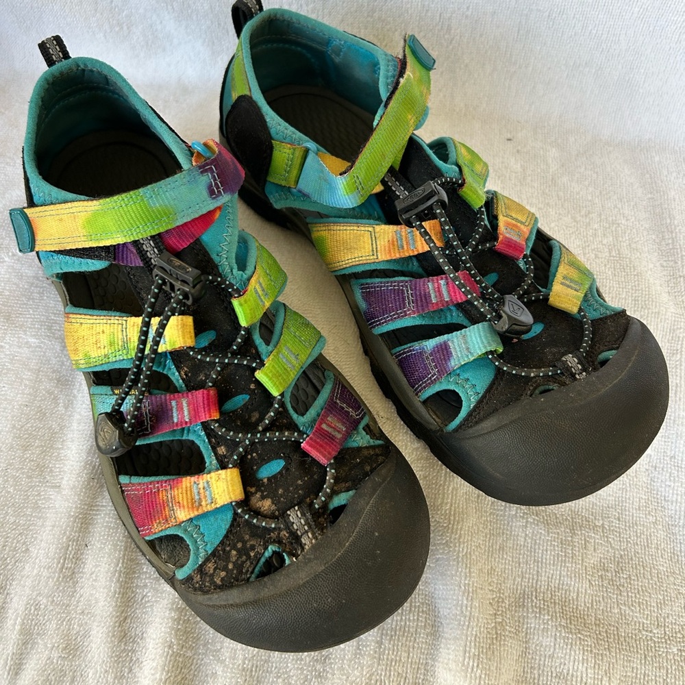 Keen Rainbow sandals